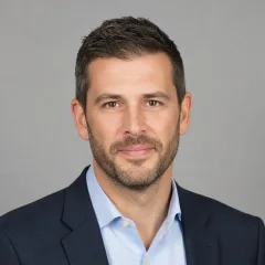 Elliot Varnum